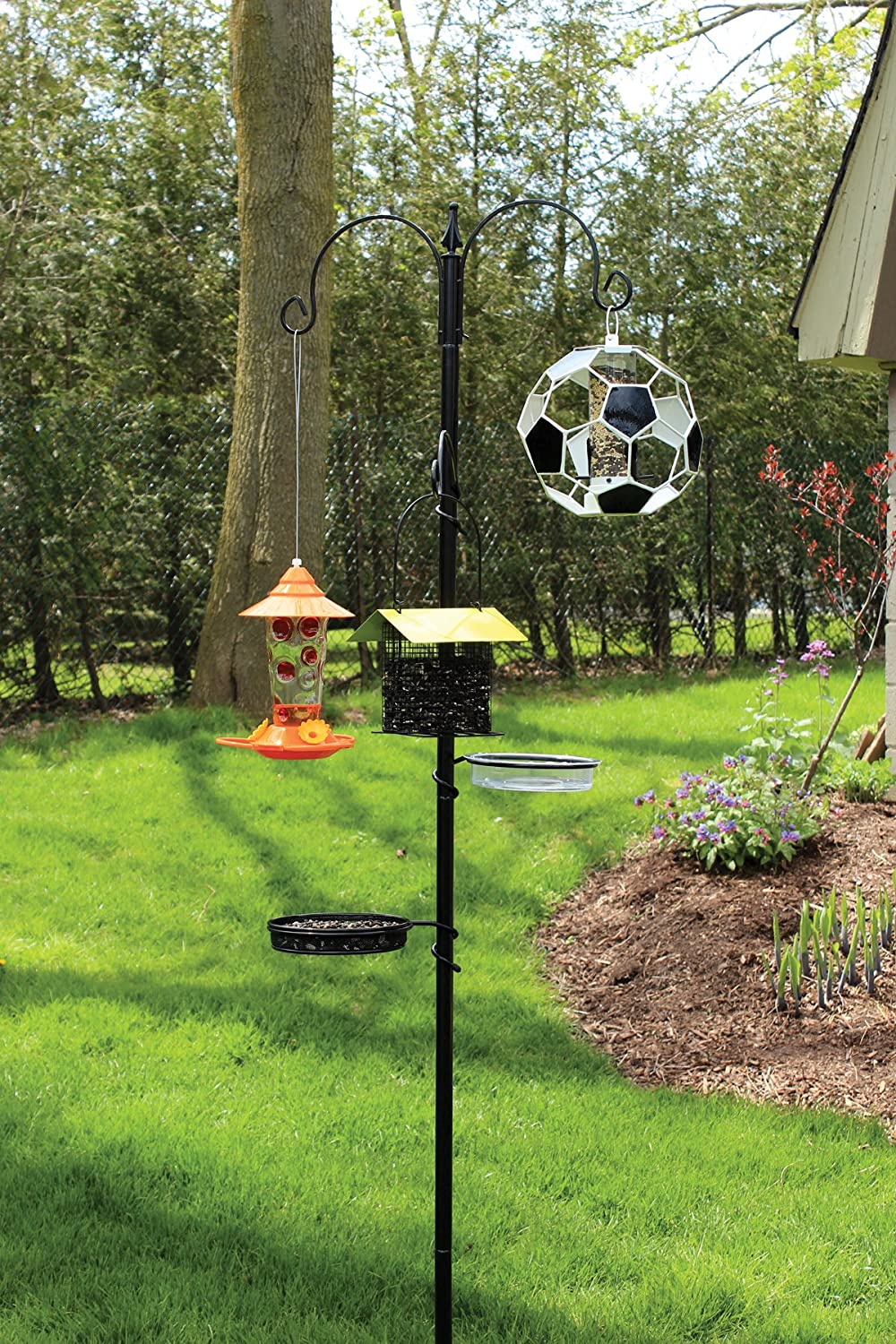 Station à mangeoires pour oiseaux