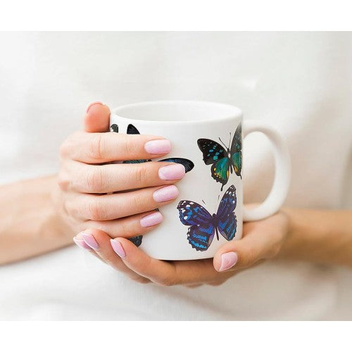 Tasse avec papillons